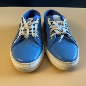 Gucci blue leather sneakers